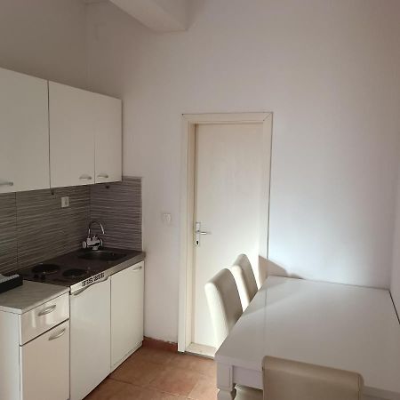 Opus Two Apartment Dubrovnik - Private Parking Exteriör bild