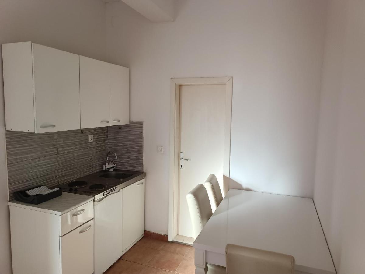Opus Two Apartment Dubrovnik - Private Parking Exteriör bild