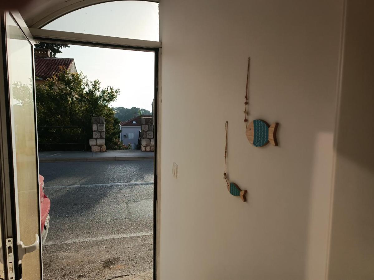 Opus Two Apartment Dubrovnik - Private Parking Exteriör bild